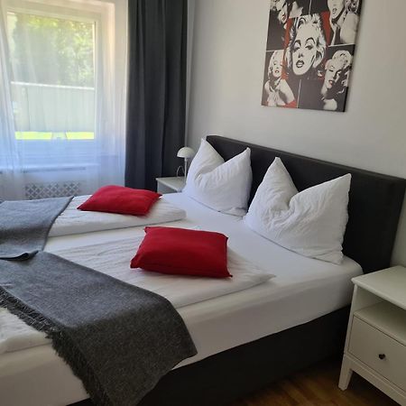 Wohnung See- Und Bergnaehe Gmunden Buitenkant foto