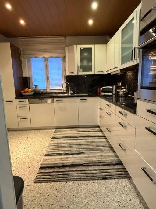 Wohnung See- Und Bergnaehe Gmunden Buitenkant foto